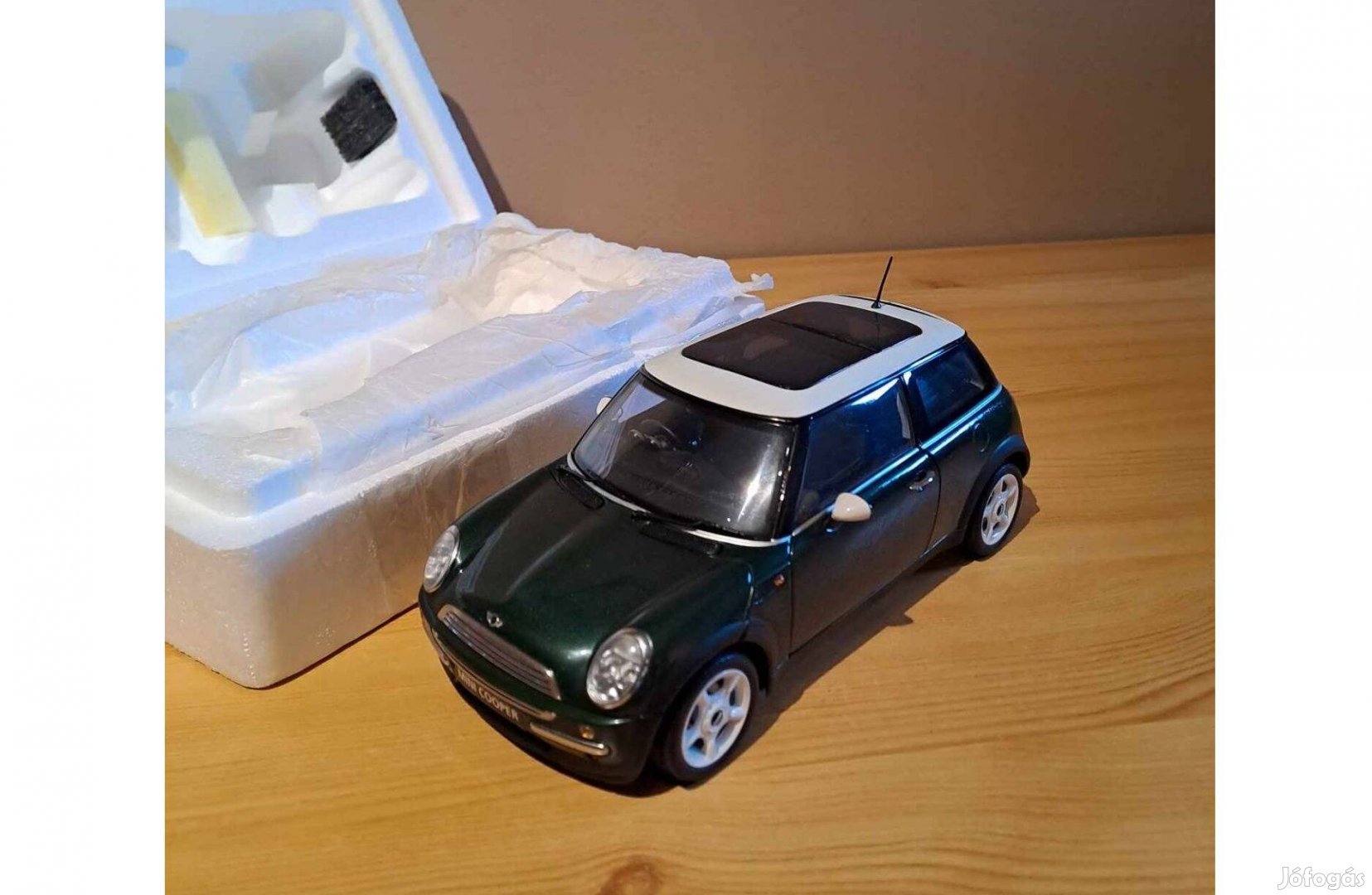 1:18 Kyosho Mini Cooper S modell