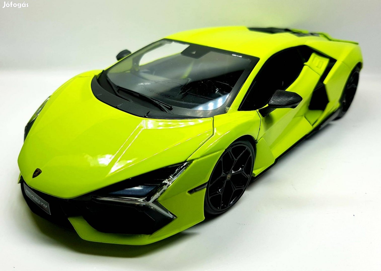 1/18 Lamborghini Revuelto Maisto kiadású autómodell 