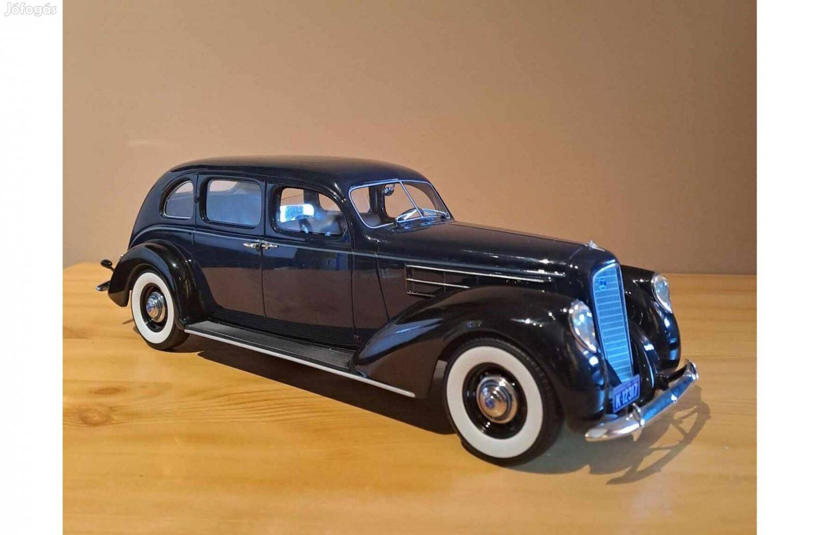 1:18 Lincoln V-12 Model K Limousine modell