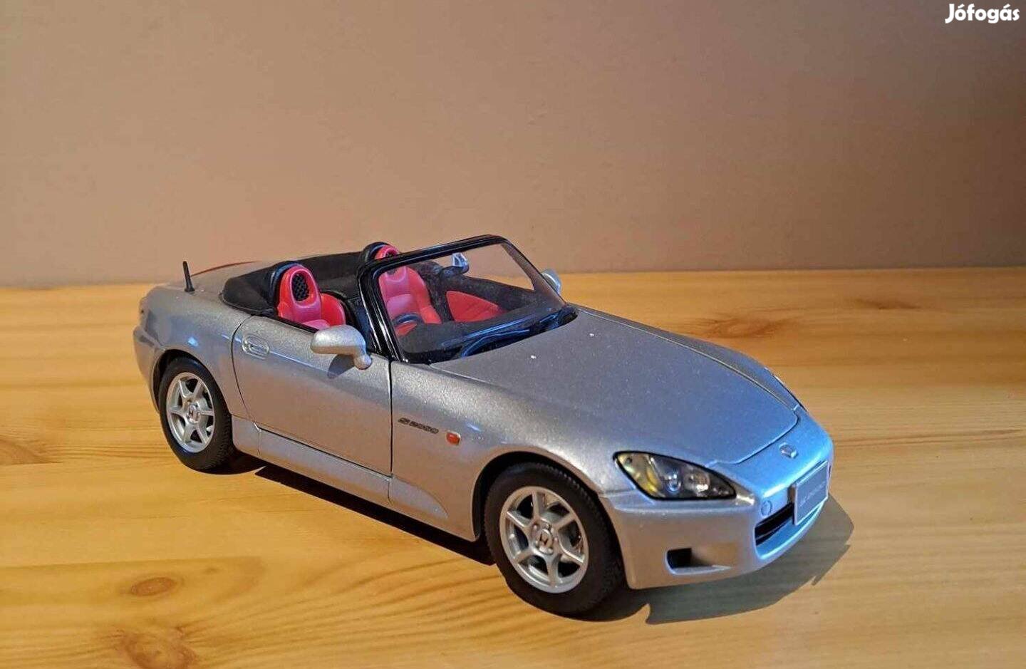 1:18 Maisto Honda S2000 modell