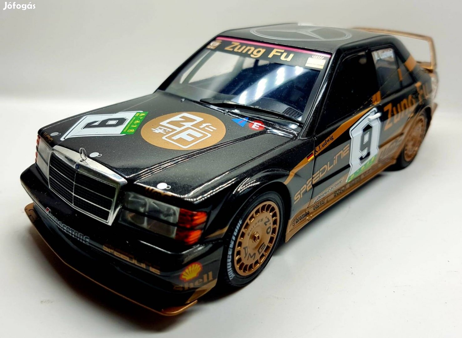 1/18 Mercedes-Benz 190E Evo2 Solido kiadású autómodell 