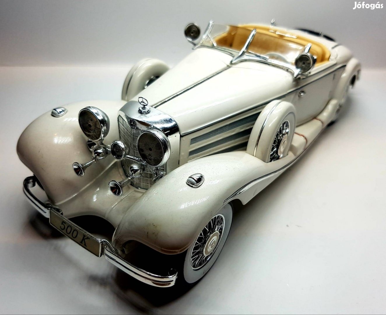 1/18 Mercedes-Benz 500K Typ Specialroadster autómodell 