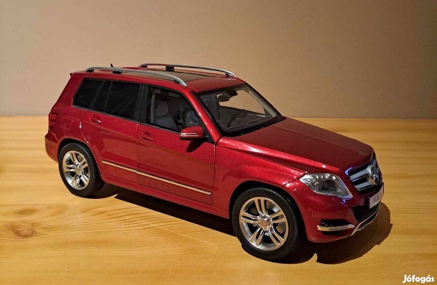 1:18 Mercedes-Benz GLK modell 1/18