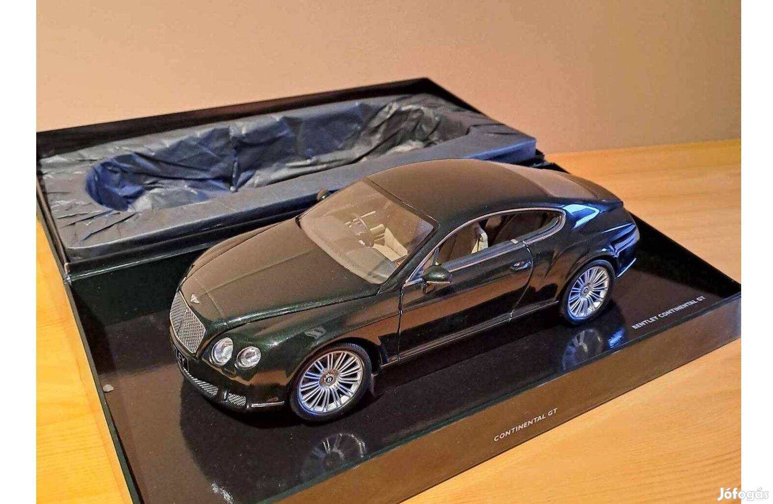 1:18 Minichamps Bentley Continental GT modell