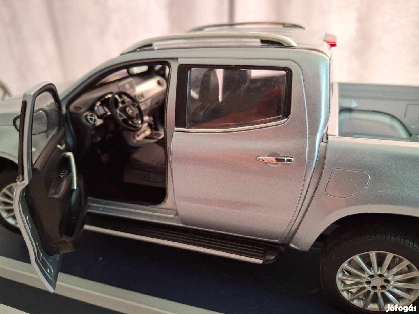 1:18 Norev Model