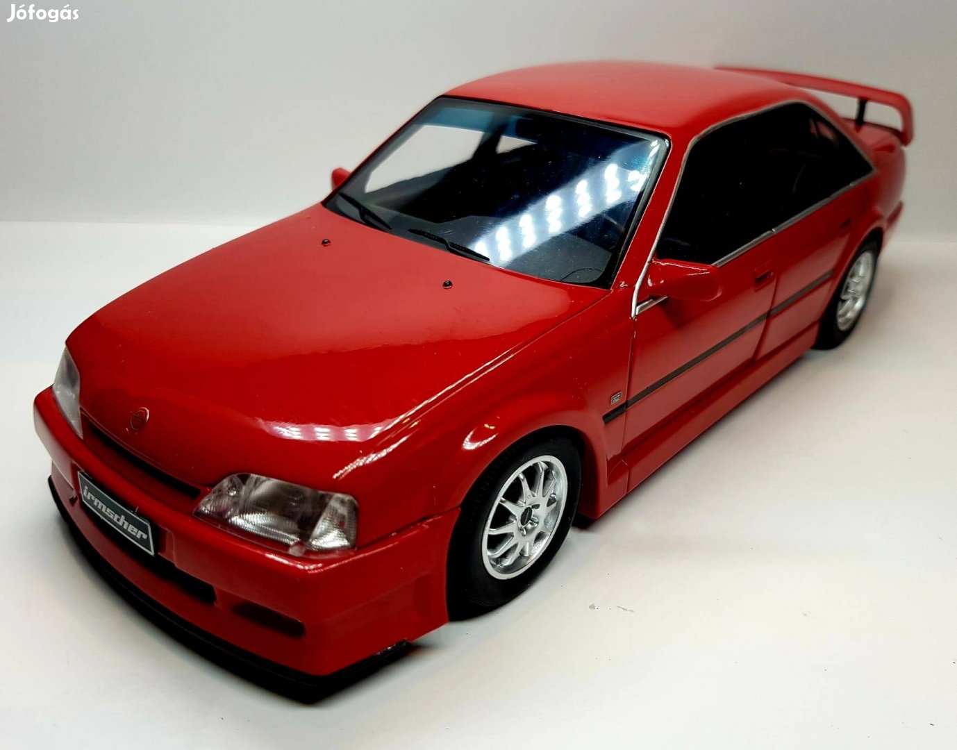 1/18 Opel Omega Evo 500 Solido kiadású autómodell 