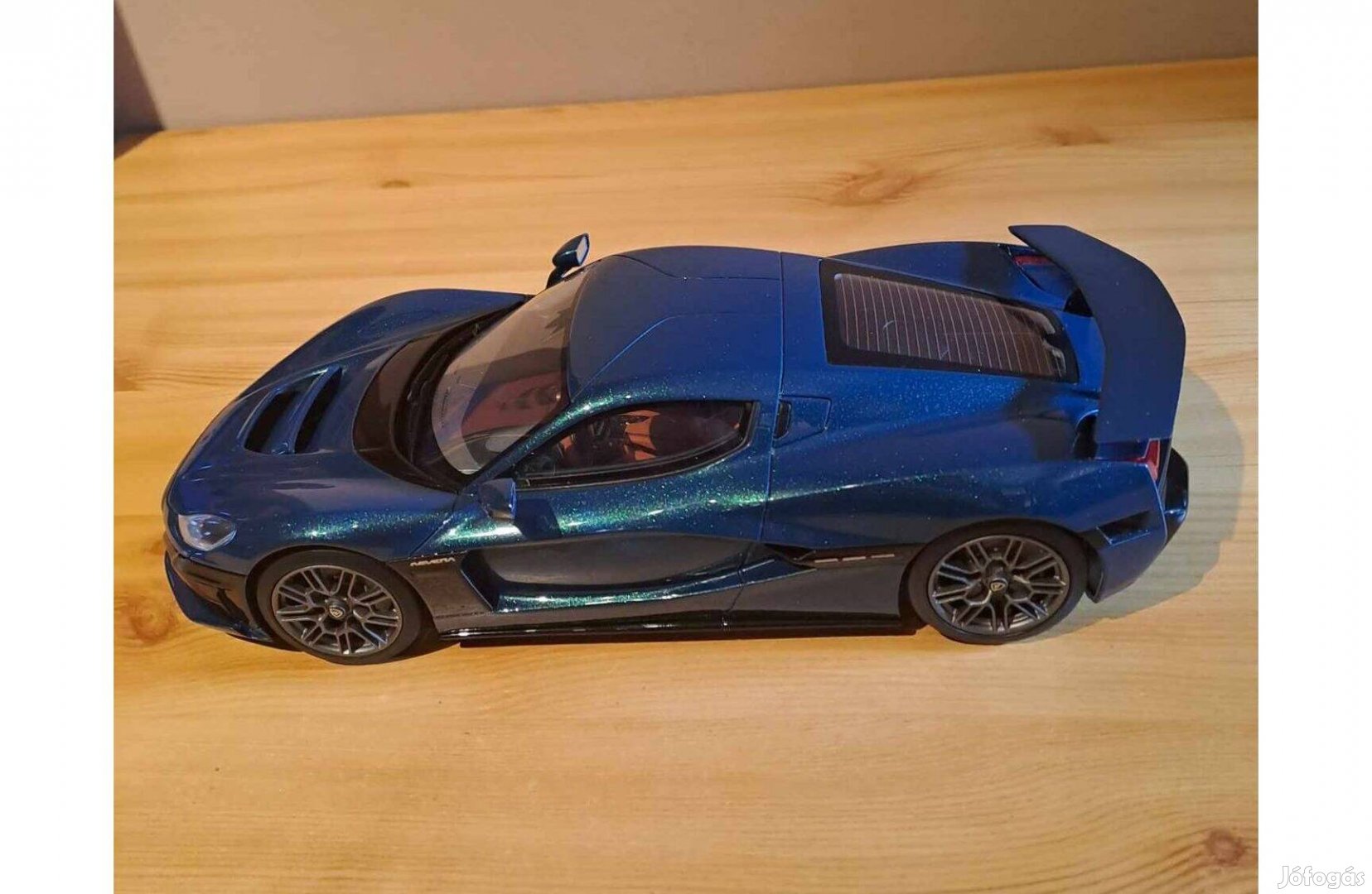 1:18 Ottomobile Rimac Nevera modell