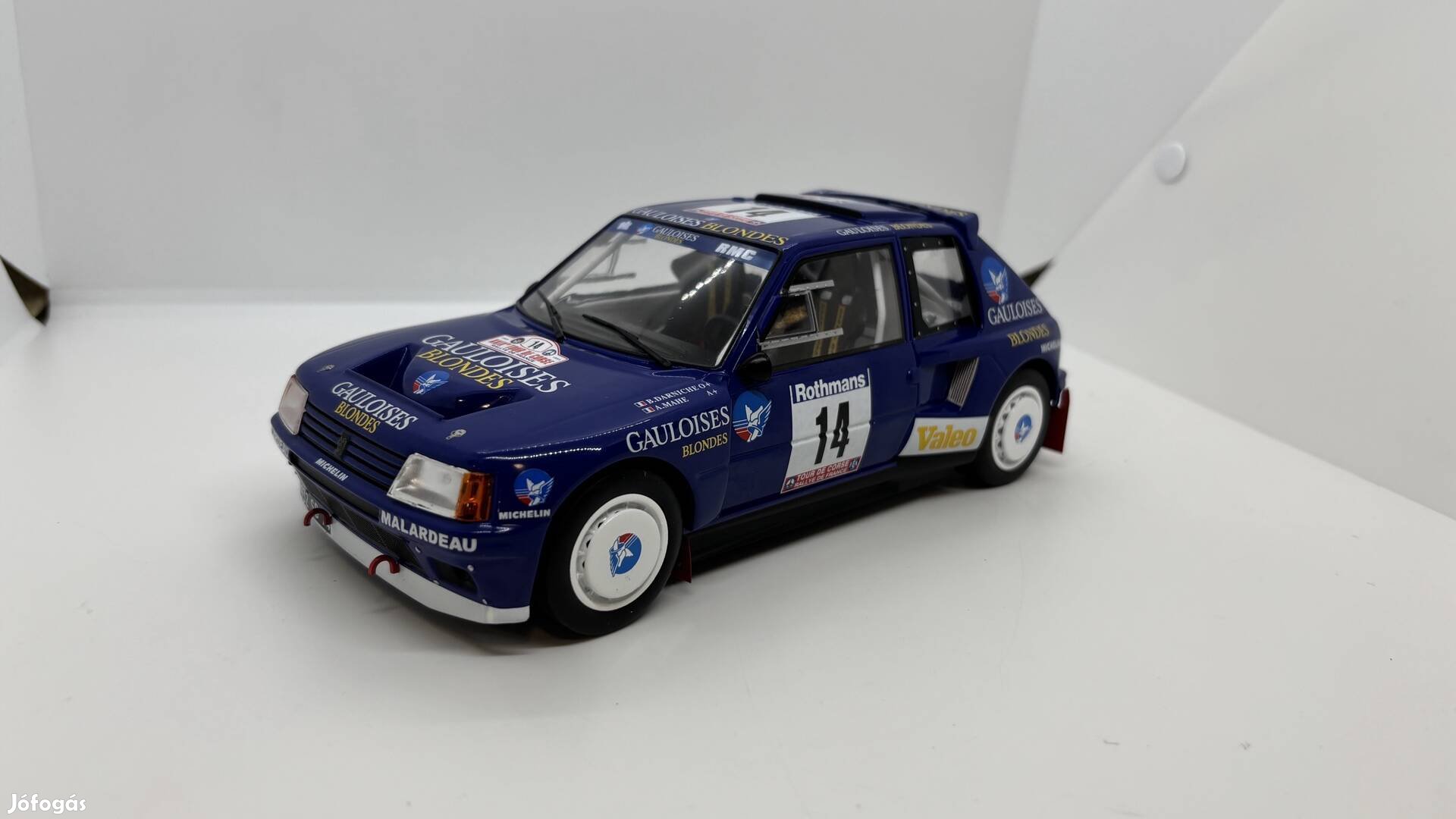 1:18 Peugeot 205 T16
