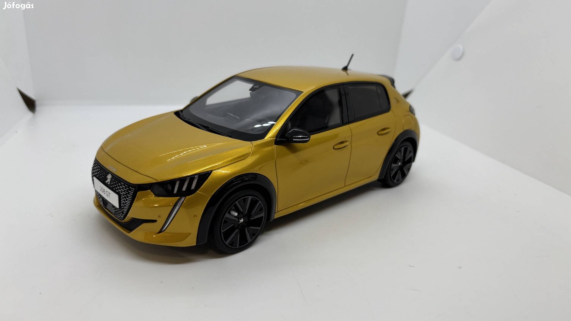 1:18 Peugeot 208 GT
