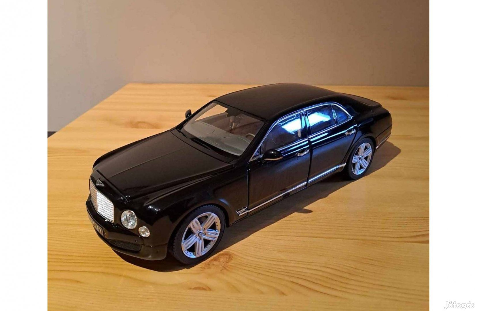 1:18 Rastar Bentley Mulsanne modell