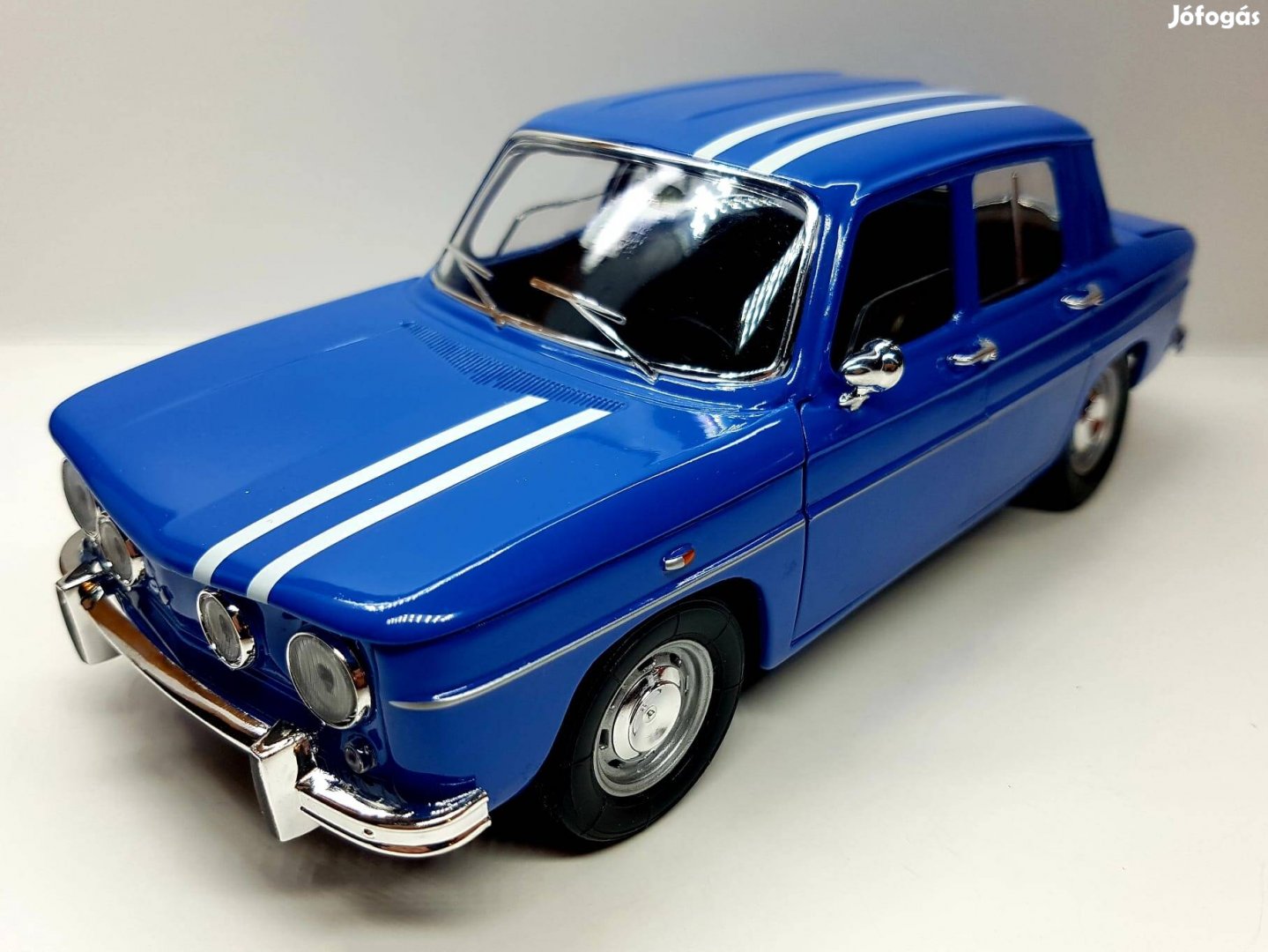 1/18 Renault 8 Solido kiadású autómodell 