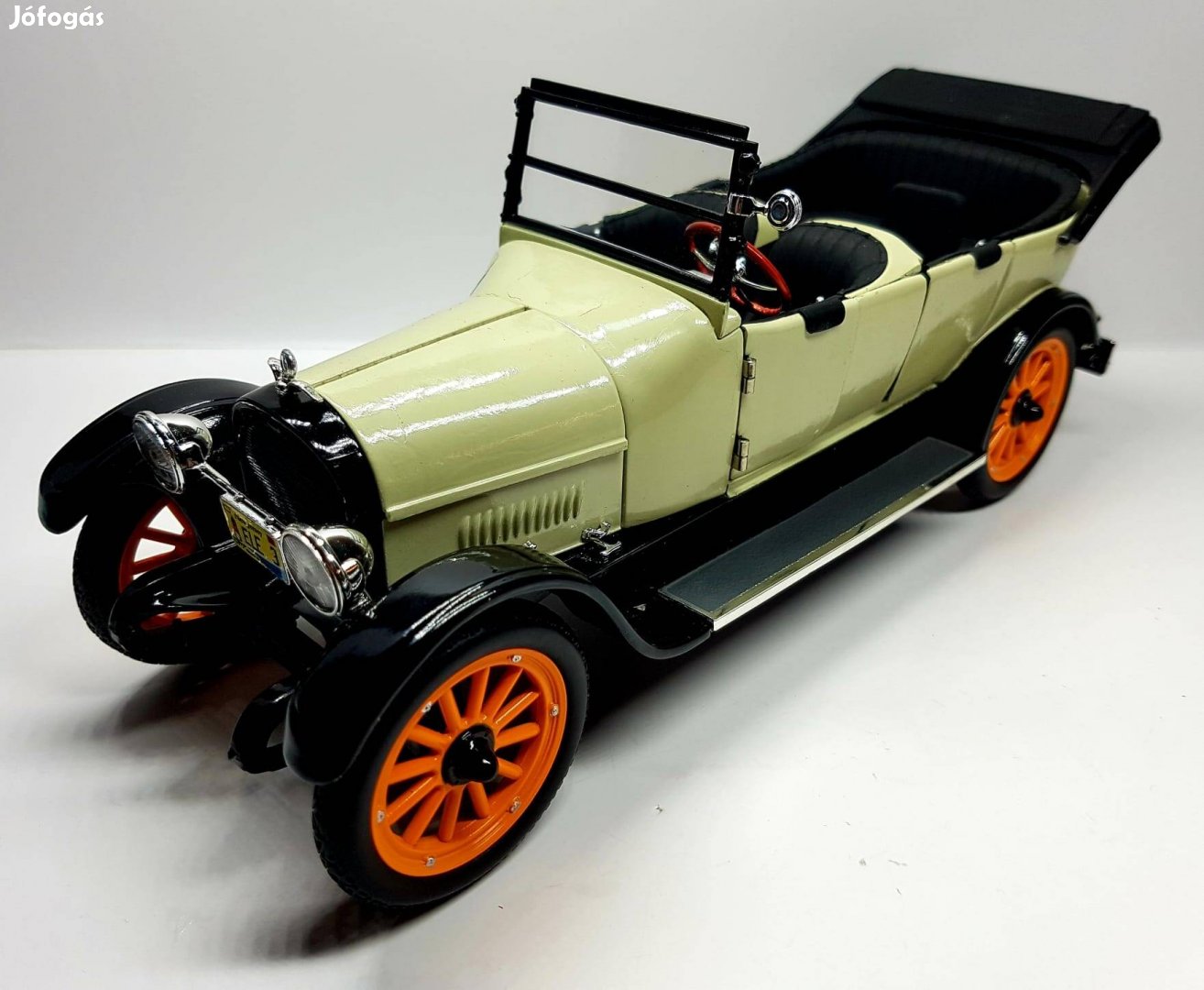1/18 Reo Touring (1917) autómodell 