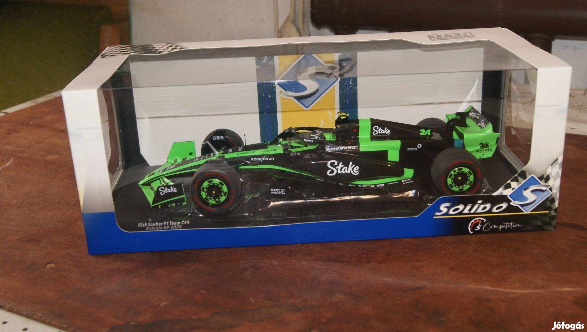 118 Solido Forma -1 2024 Kick Sauber