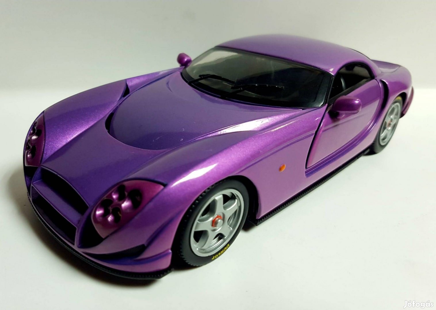 1/18 TVR Speed 12 Hotwheels kiadású autómodell 