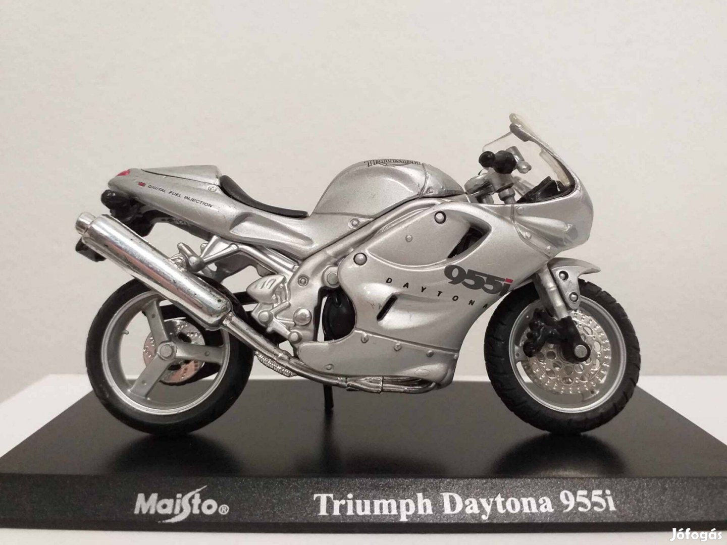 1/18 motor modell, makett Triumph Daytona 955i