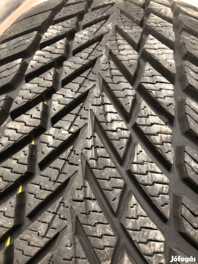1-1 db Nokian 205/55r16 téligumi 205/55 r16