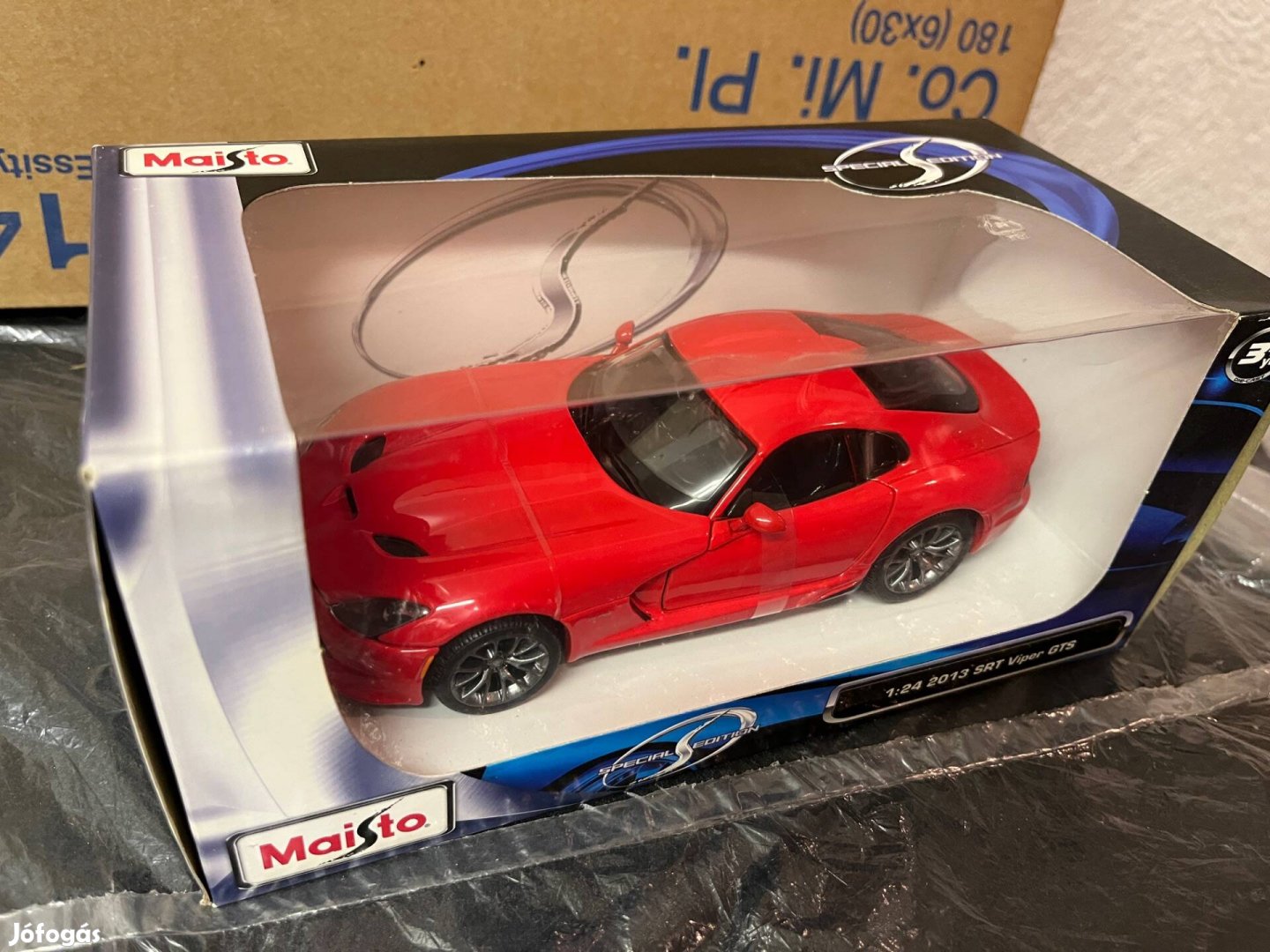 124 Maisto Dodge Viper GTS SRT 2013