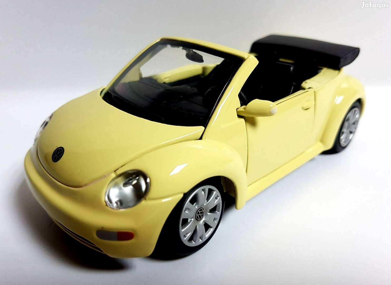 1/25 Volkswagen New Beetle Maisto kiadású autómodell 