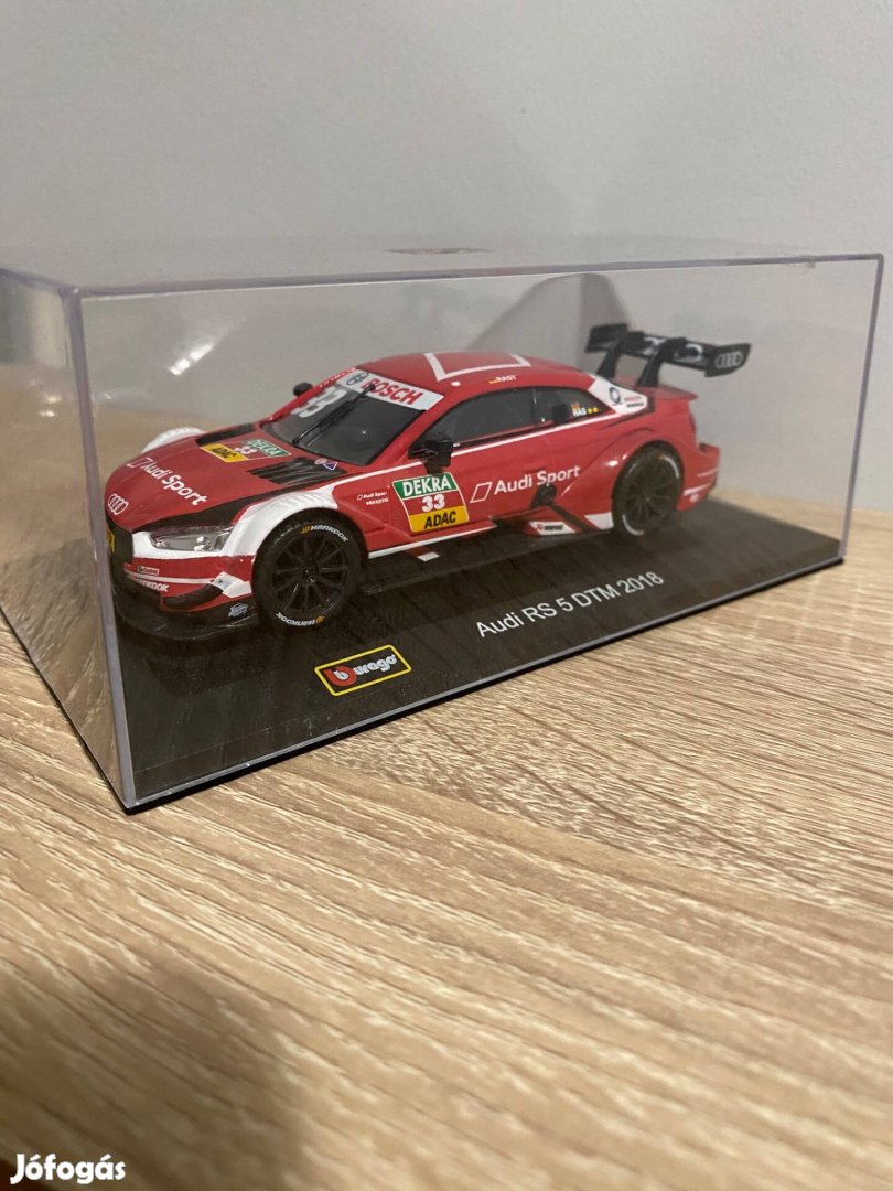 132 Audi modellautó