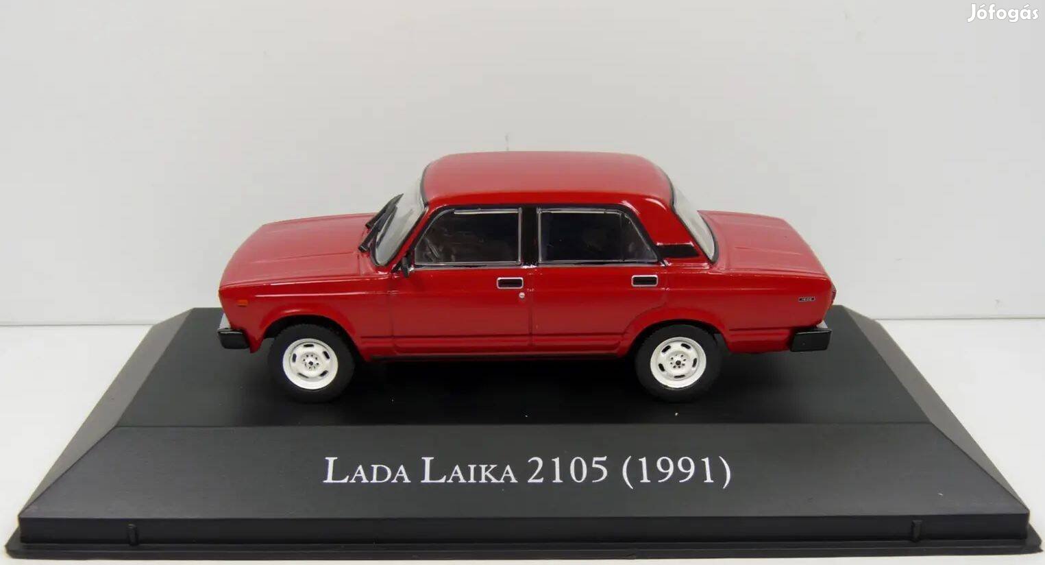 1:43 1/43 Lada Laika 2105 - 1991 piros