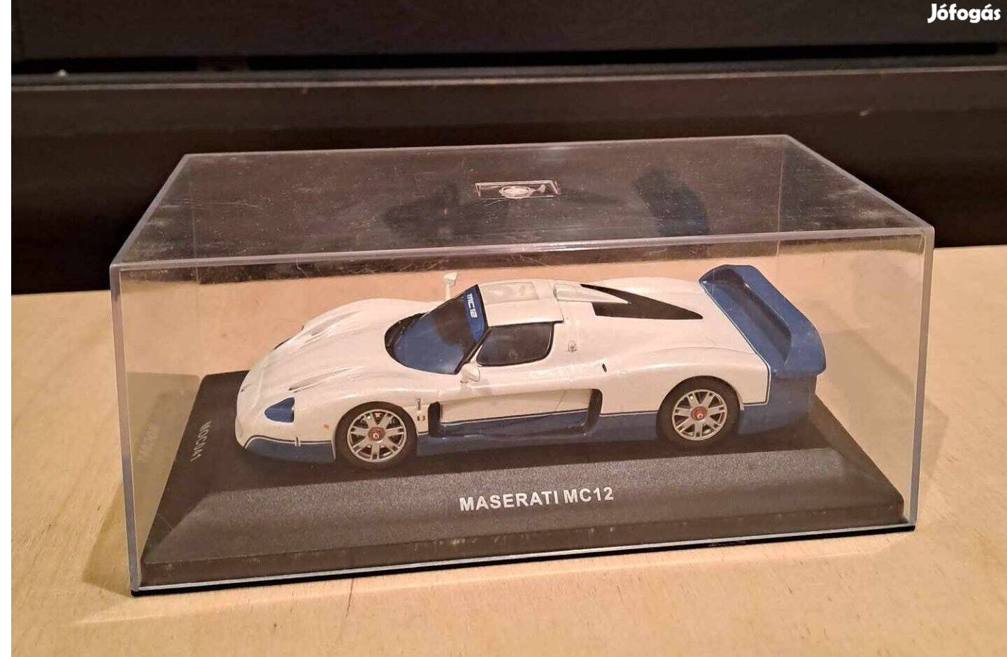 1:43 Maserati MC12 modell