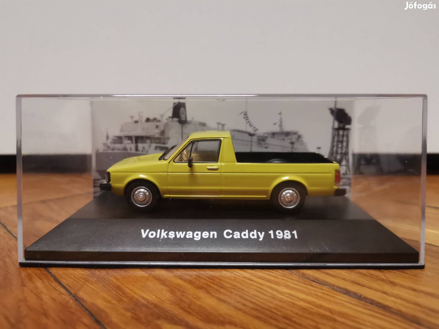 1:43 VW Caddy 