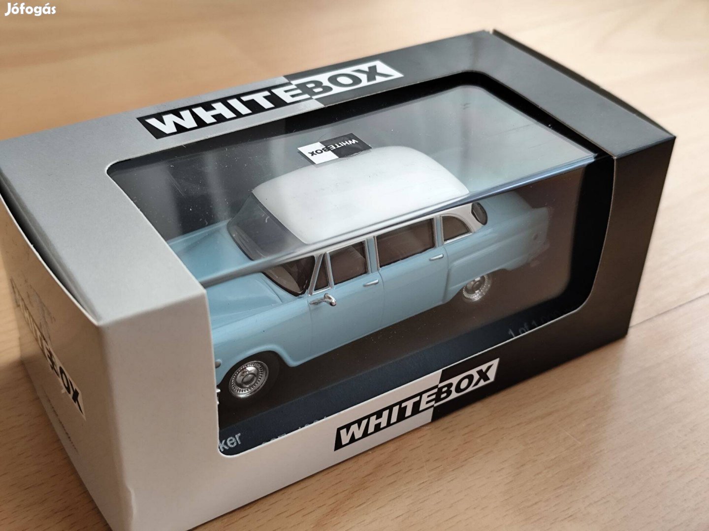 1:43 Whitebox Checker Marathon modellautó