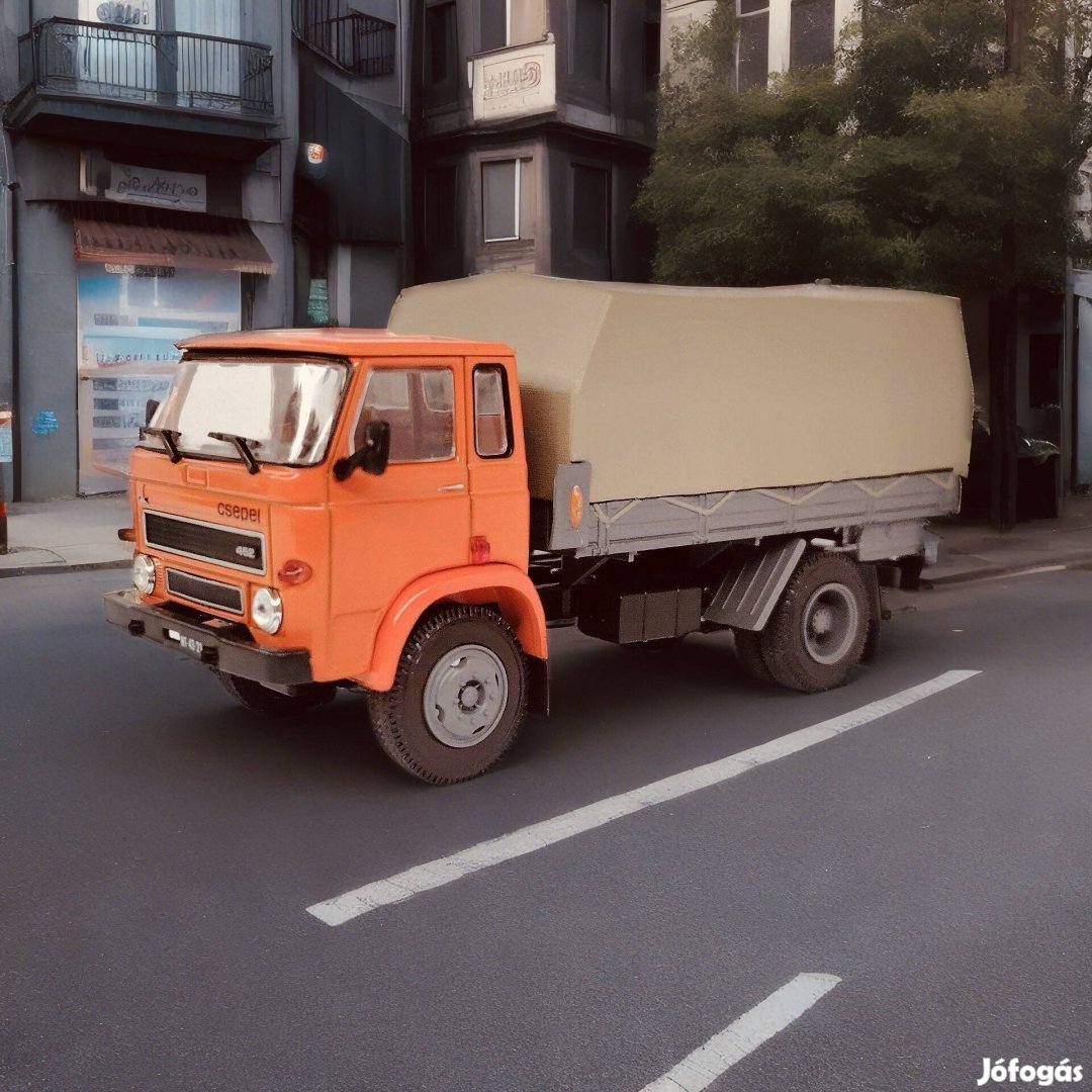 143 csepel D 452 bontatlan 143 teherautó Modell
