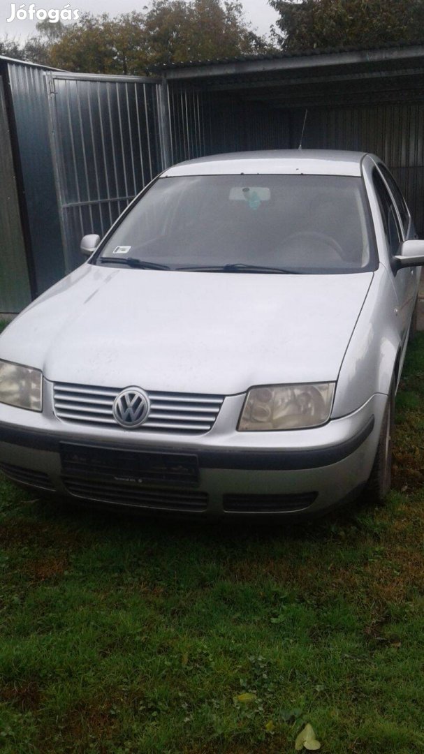 1.6-os Volkswagen Bora nagyon jó állapotban eladó