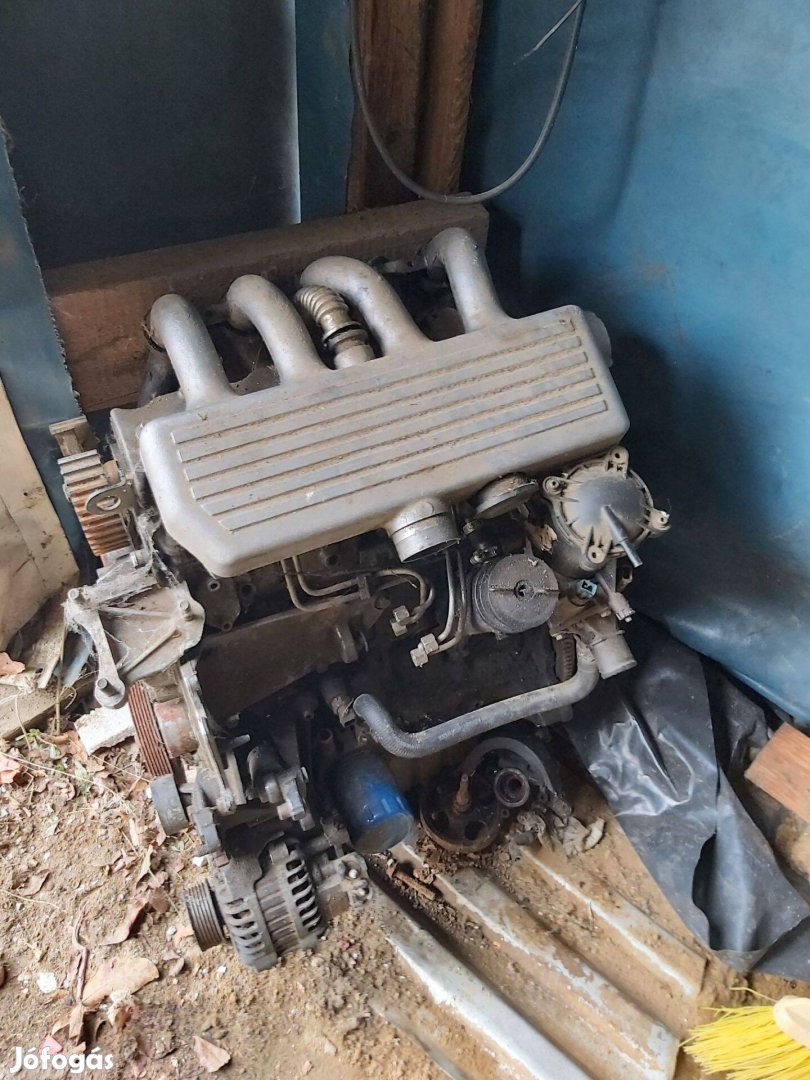 1.9 dizel hibás motor Eladó! Papírok nélkül!