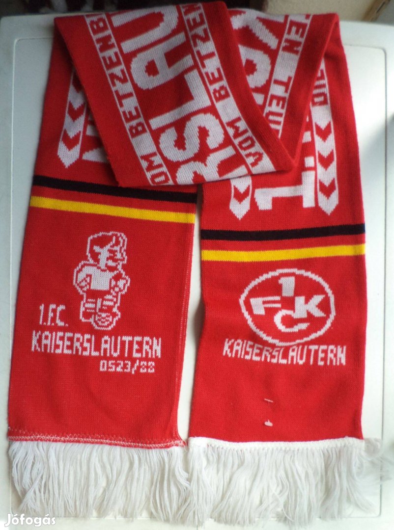 1.F.C Kaiserslautern szurkolói sál két oldalas kötött
