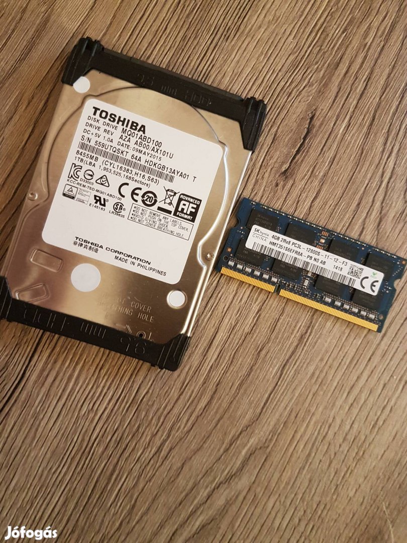 1 Terrás Toshiba vinyó és 4GB ram eladó Pécsett 