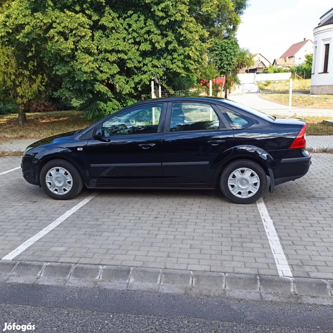 1. Tulajdonostól eladó ford focus 1.6 benzin