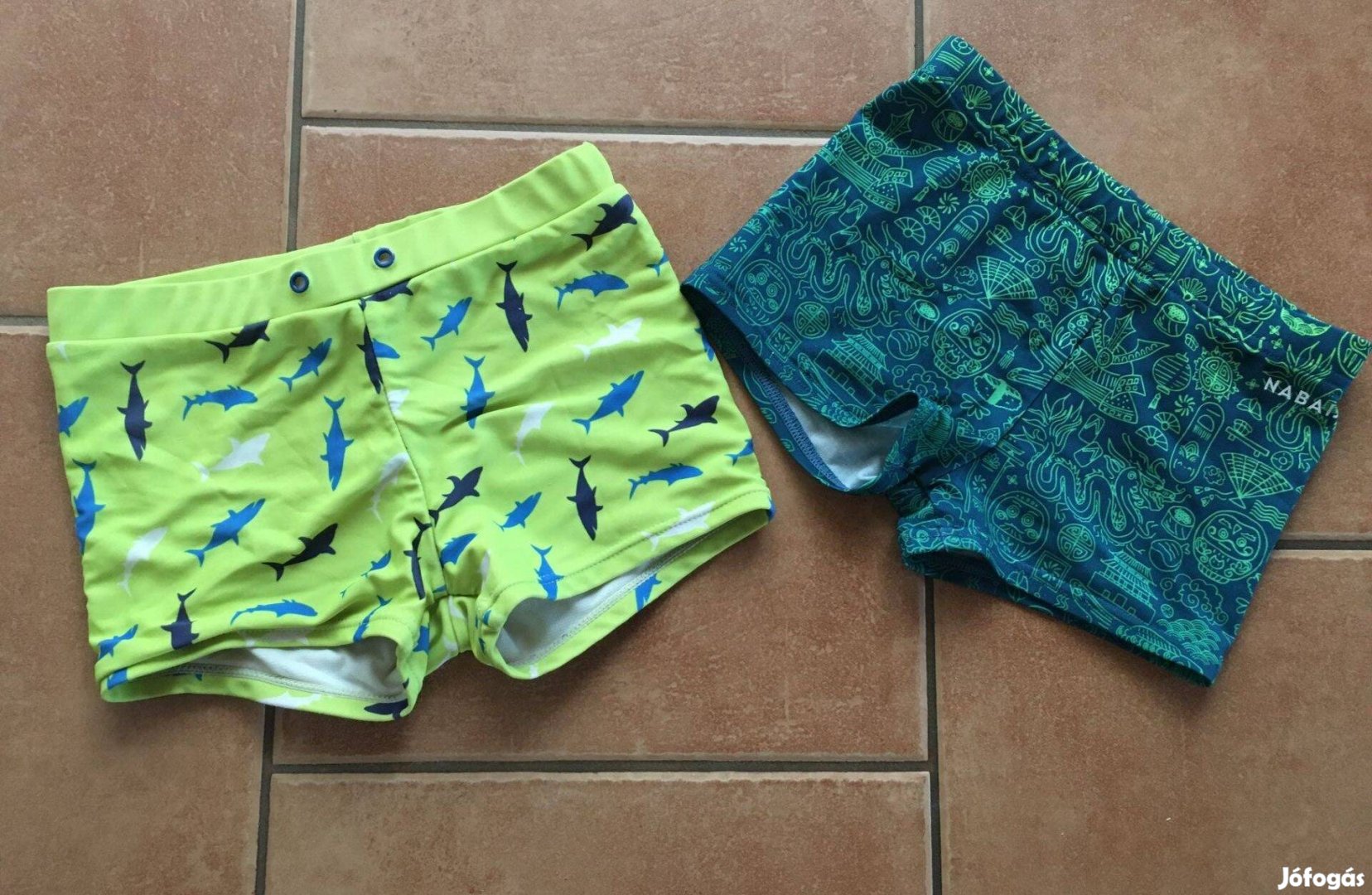 1 cápás 1 Decathlon úszónadrág fürdőnadrág együtt! 134-140