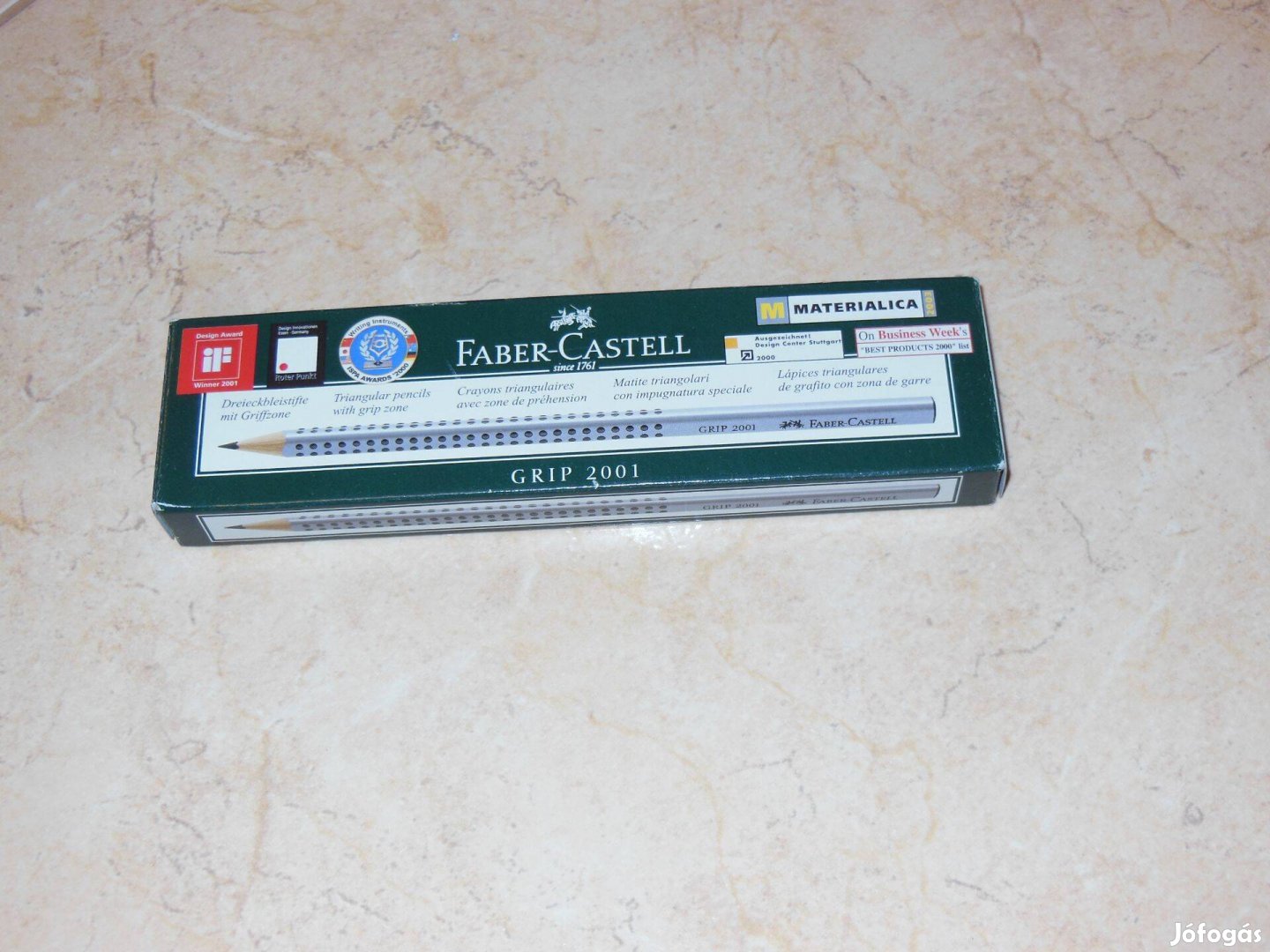 1 csomag HB Faber-Castell grafitceruza fogógumival