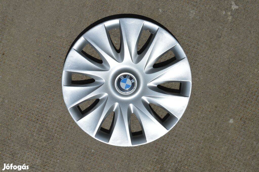 1 db 15 colos BMW dísztárcsa