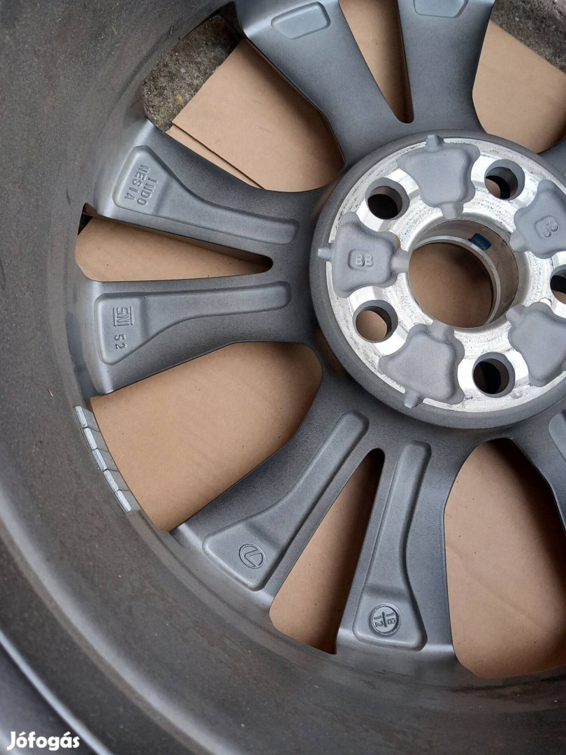 1 db 18" Lexus alufelni