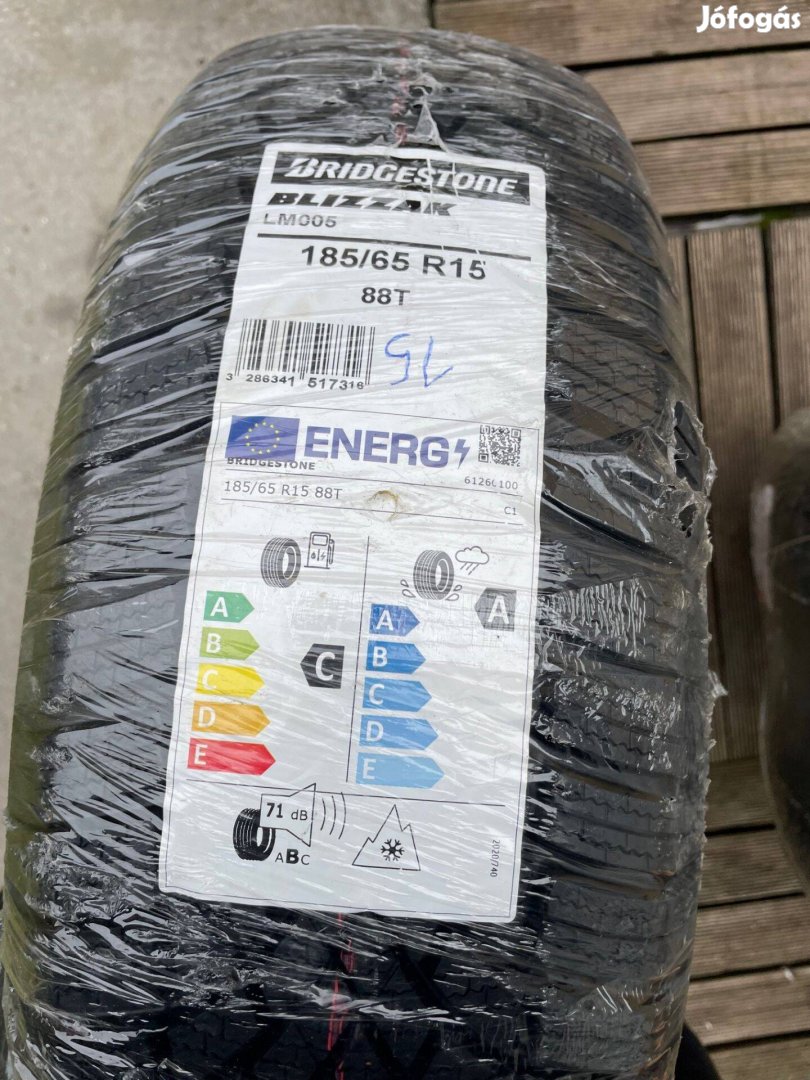 1 db Bridgestone Blizzak 185/65 R15 méretű új téli gumi eladó