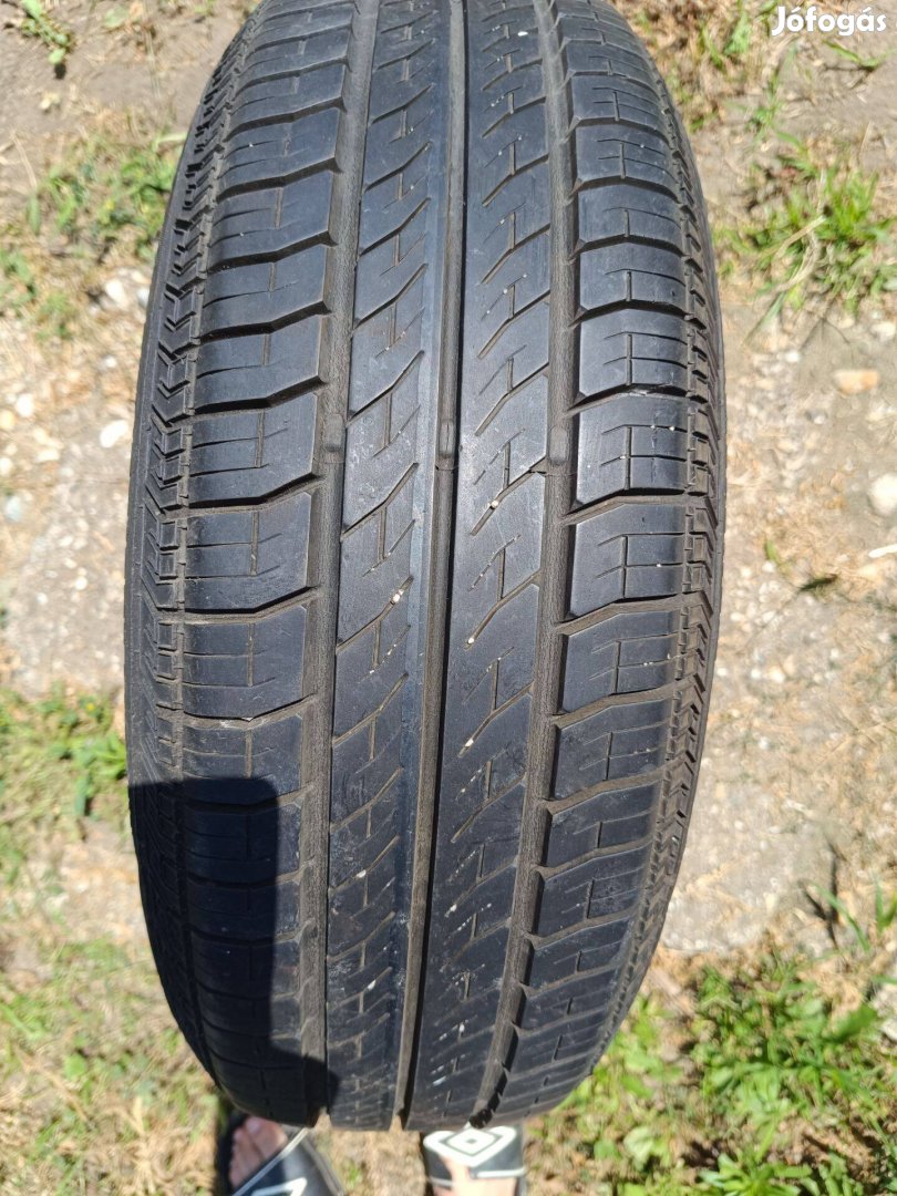 1 db Continental Contiecocontact 195/65 R15 nyári gumi