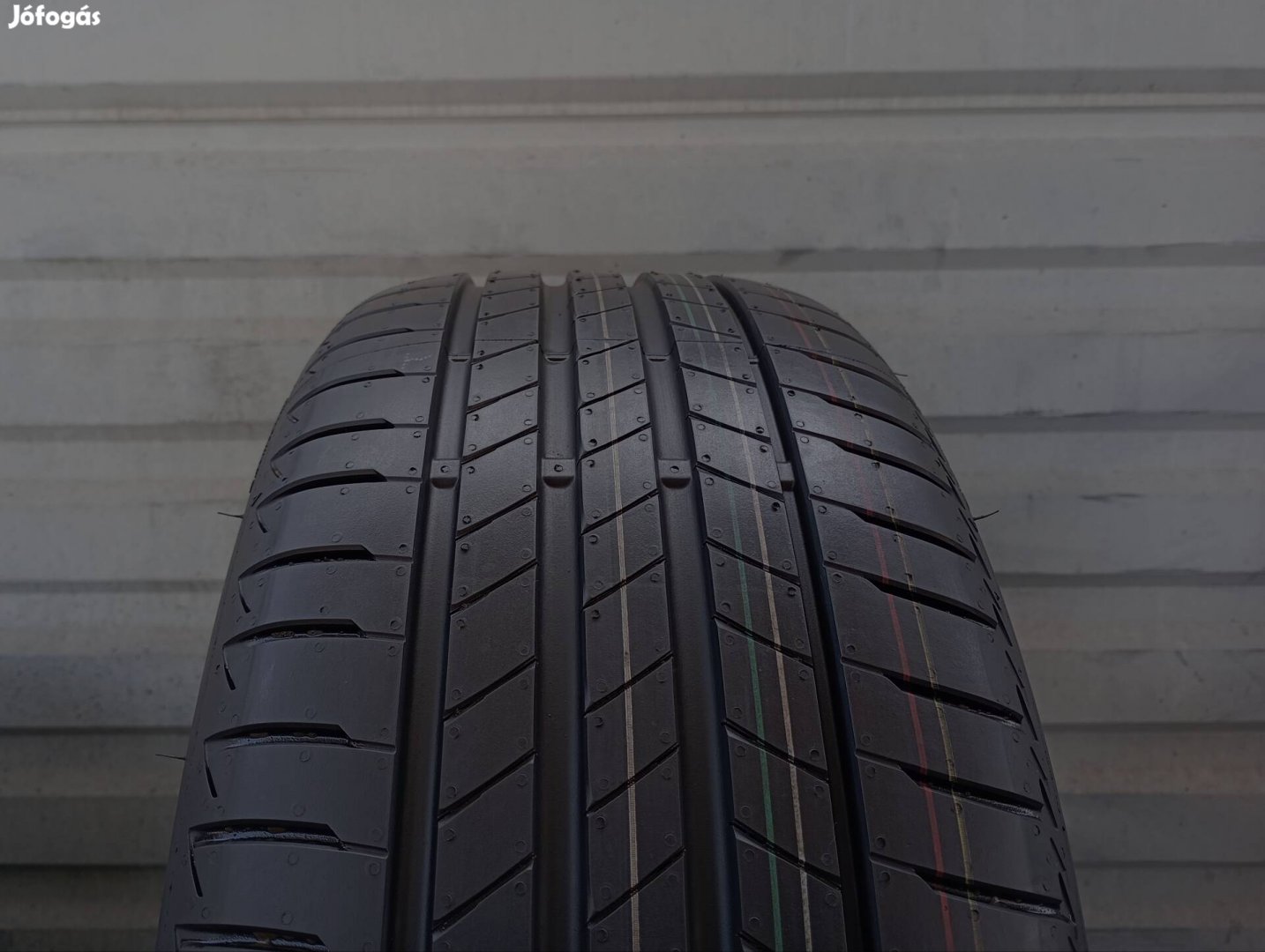 1 db új Bridgestone Turanza T005 RFT 225/40 R18 92Y XL nyárigumi