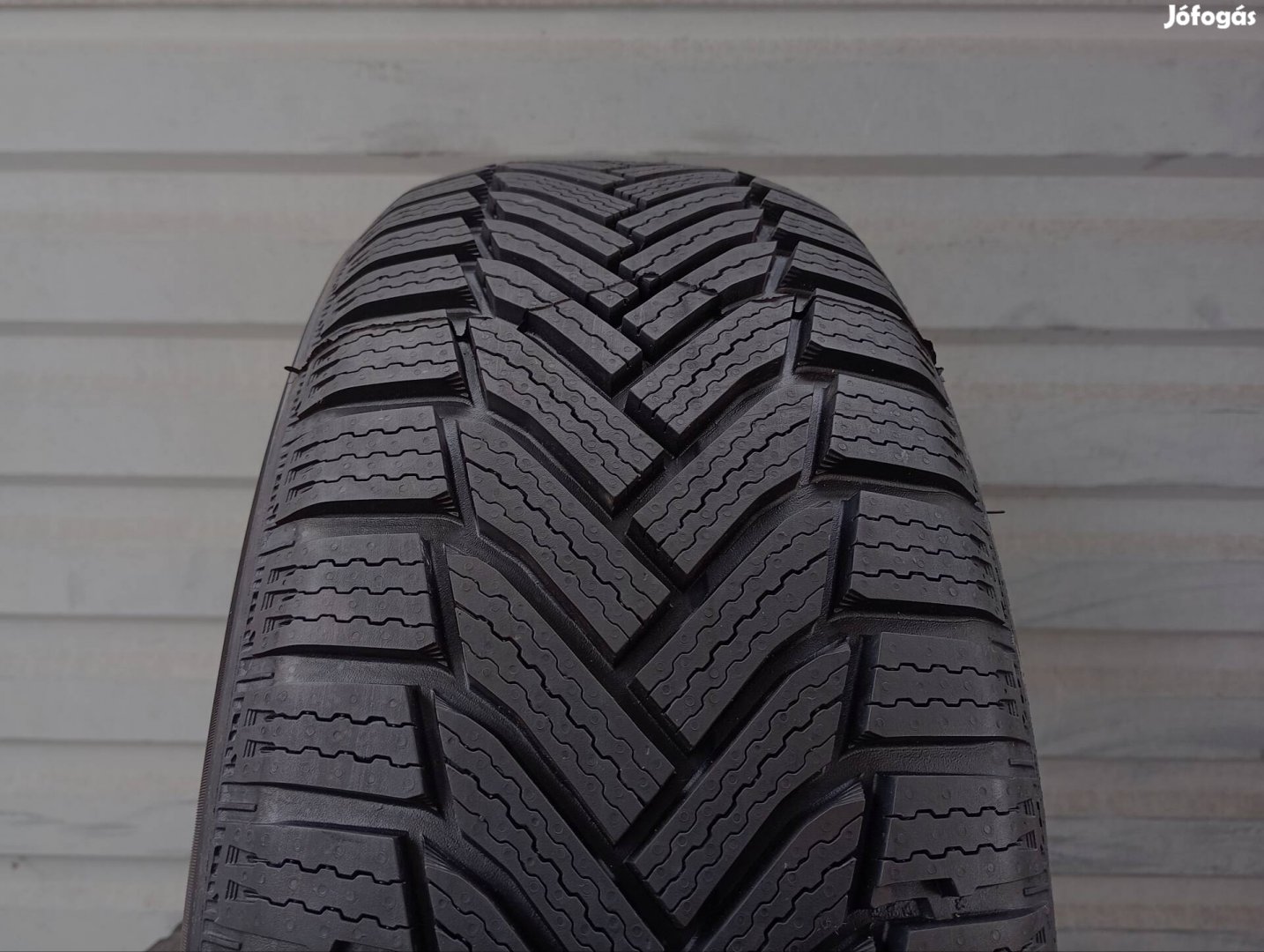 1 db új Michelin Alpin 6 205/55 R16 91H téligumi