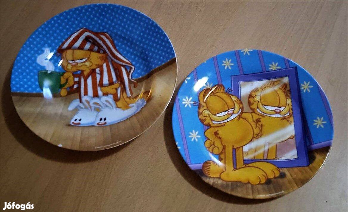 1 lapos + 1 mély Garfield figurás porcelán tányér