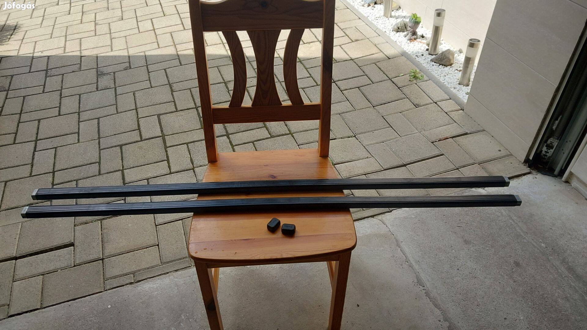 1 pár Thule Squarebar Evo (7124) tetőcsomagtartó keresztrúd 135cm