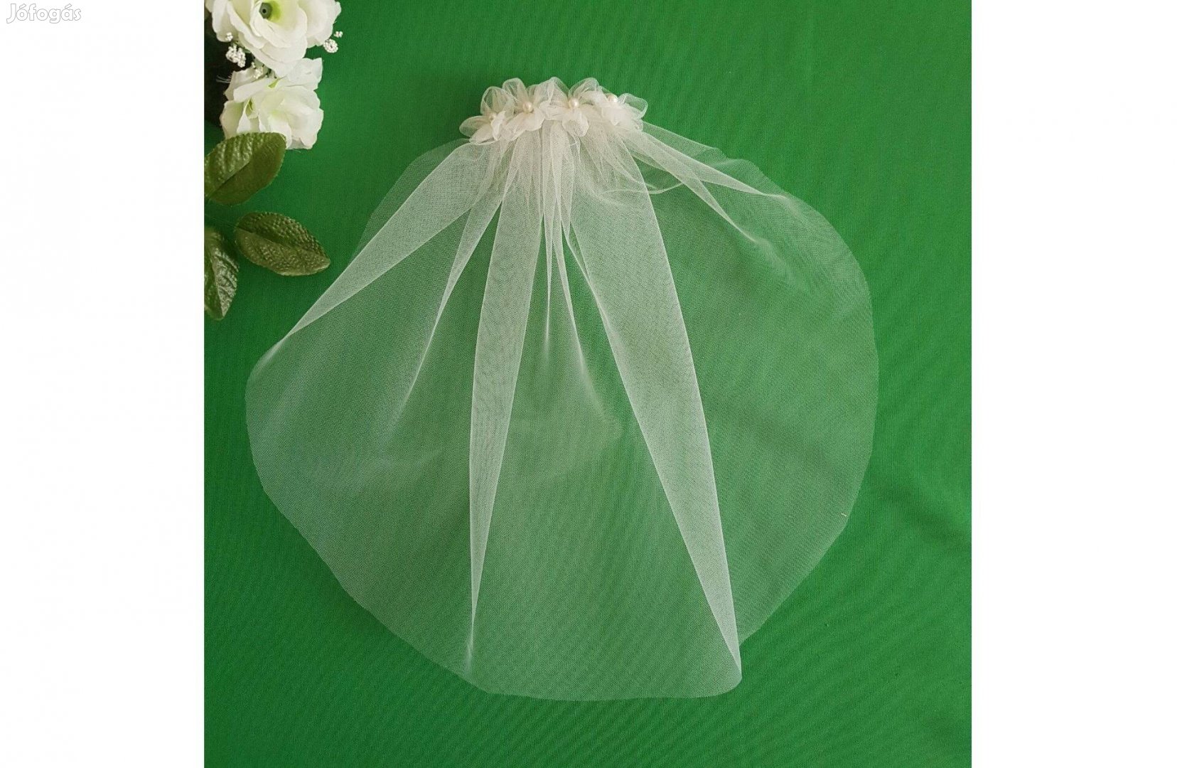 1 rétegű, virágos, Ekrü Mini menyasszonyi fátyol (41.2)