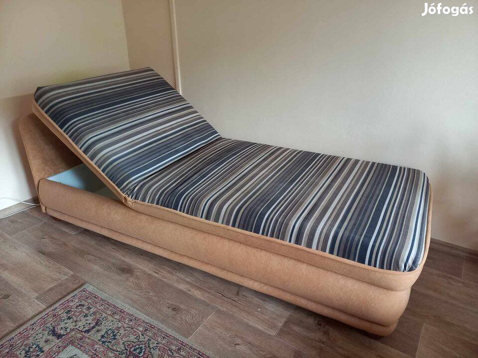 1 személyes ágyneműtartós heverő