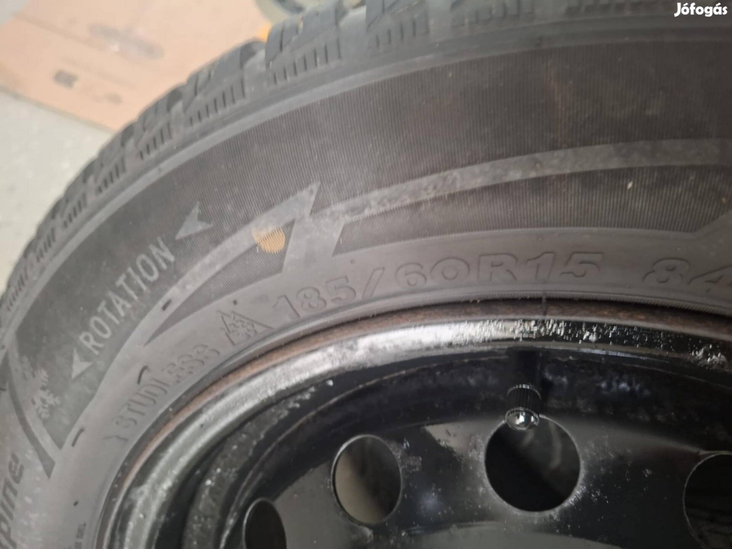 1 szett 15" Sailun téligumi gyári Toyota Yaris acélfelnin