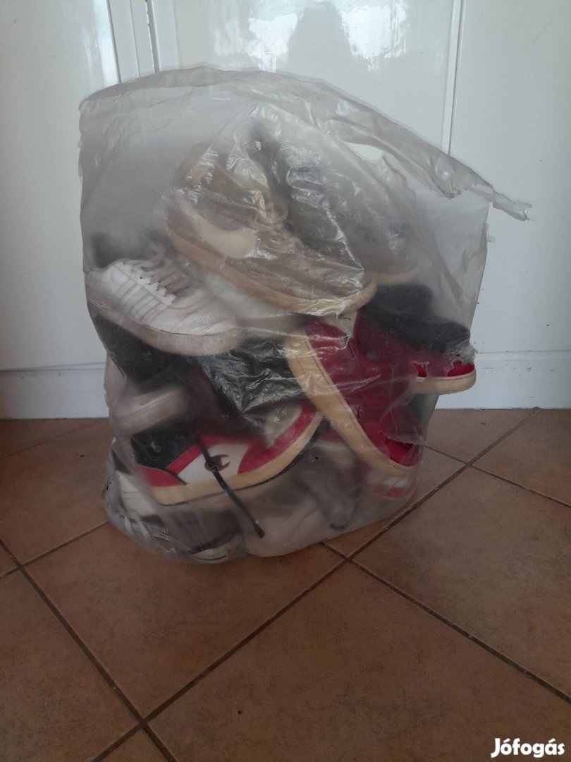 1 zsák cipő nike adidas converse