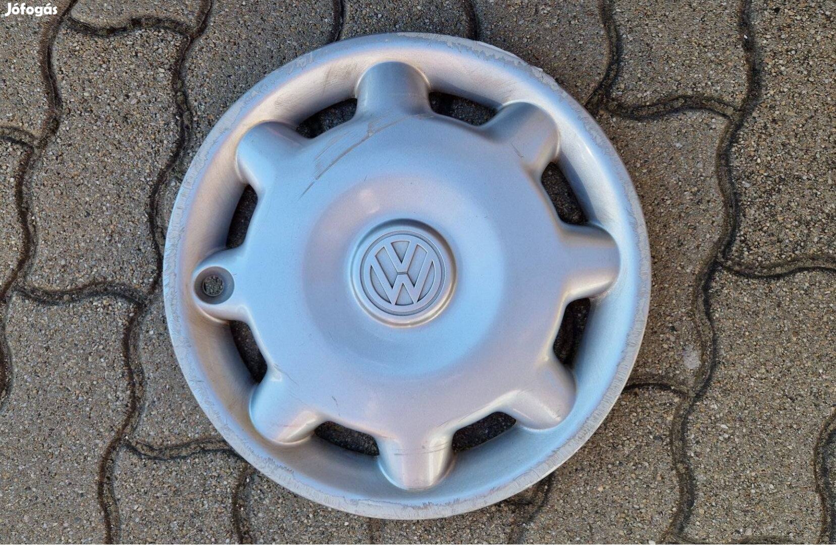 1db 14" VW Volkswagen gyári dísztárcsa