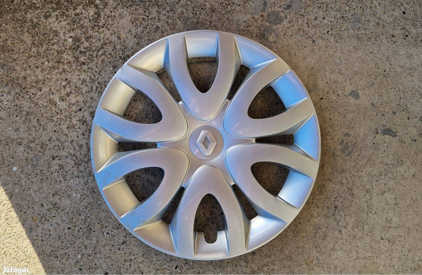 1db 15" Renault gyári dísztárcsa