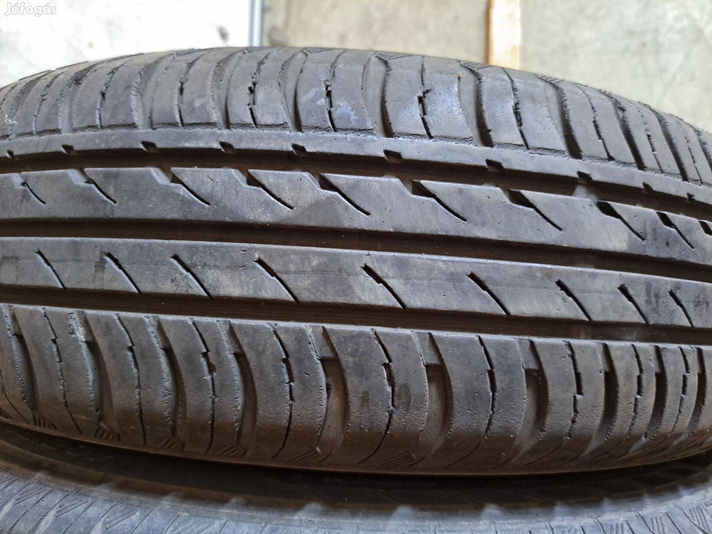 1db 165/70 R14 Continental Ecocontact 3 Nyári gumi eladó! ára! 4000Ft